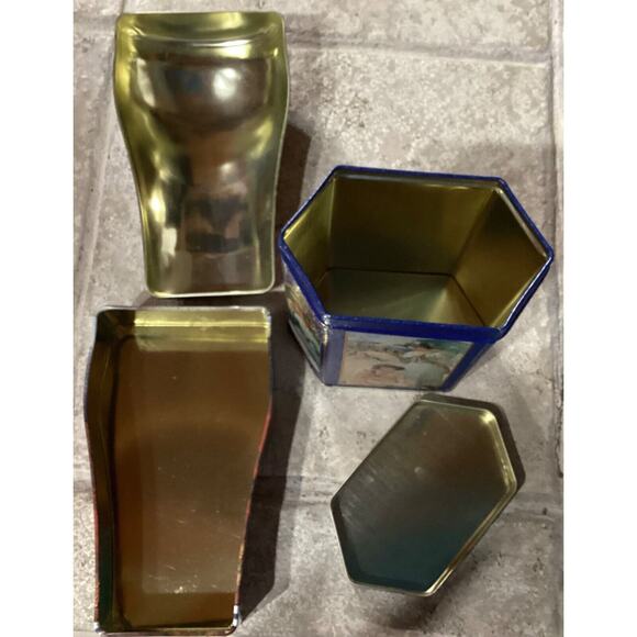 Coca Cola Empty Tins ~ The Drink Of All The Year & 1998 Coke Glass Shaped Tin - Picture 8 of 8